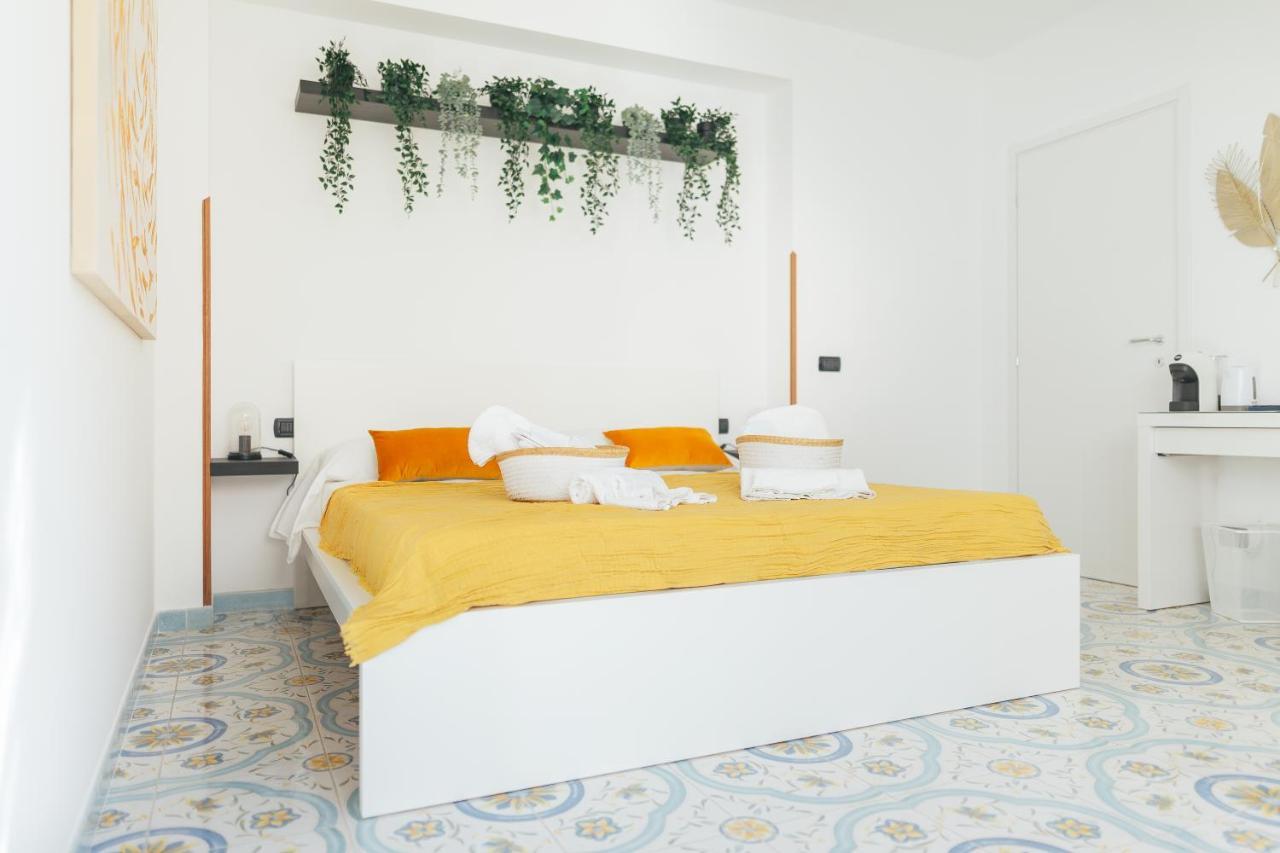 Archi Bianchi Hotel Чефалу Екстериор снимка